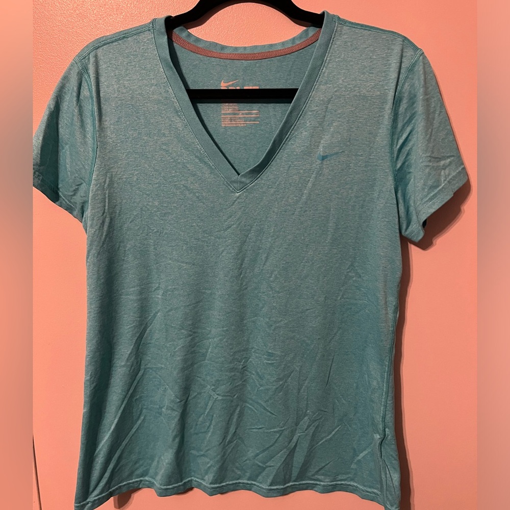 Women’s Nike Dri Fit Athletic Tee (Large)